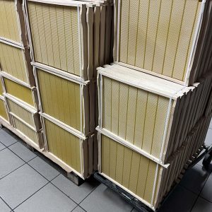 Keretléc NB méretű, lőve, fúrva, drótozva, műléppel